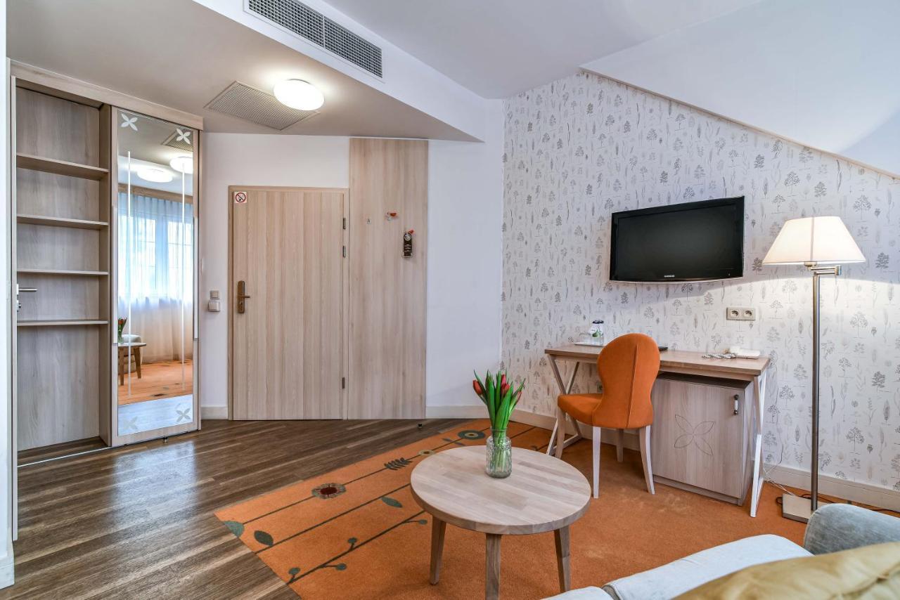 Hotel Spa Wieniawa Реково Екстериор снимка