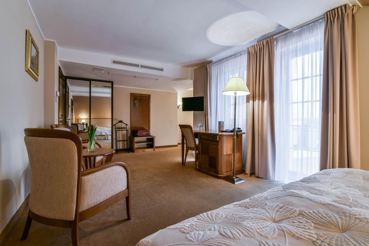 Hotel Spa Wieniawa Реково Екстериор снимка