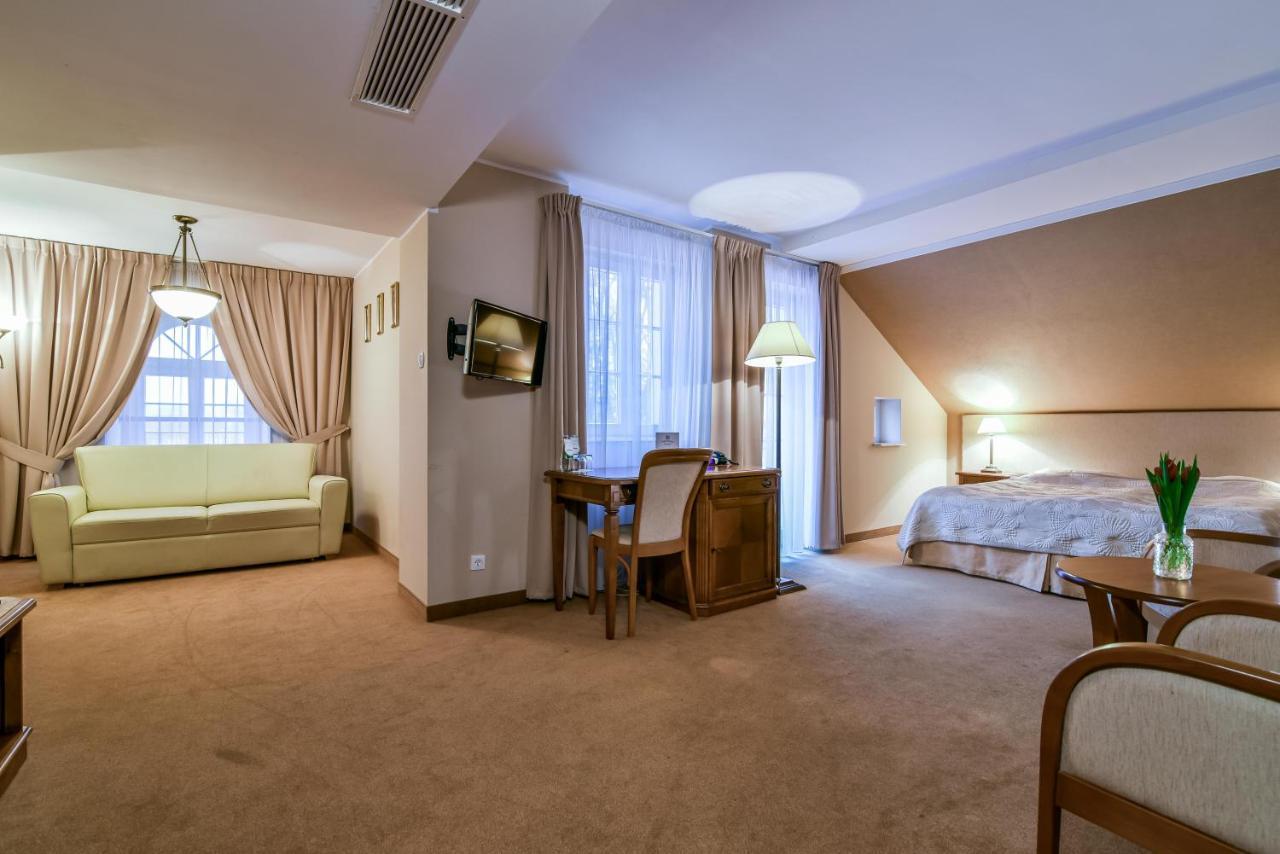 Hotel Spa Wieniawa Реково Екстериор снимка