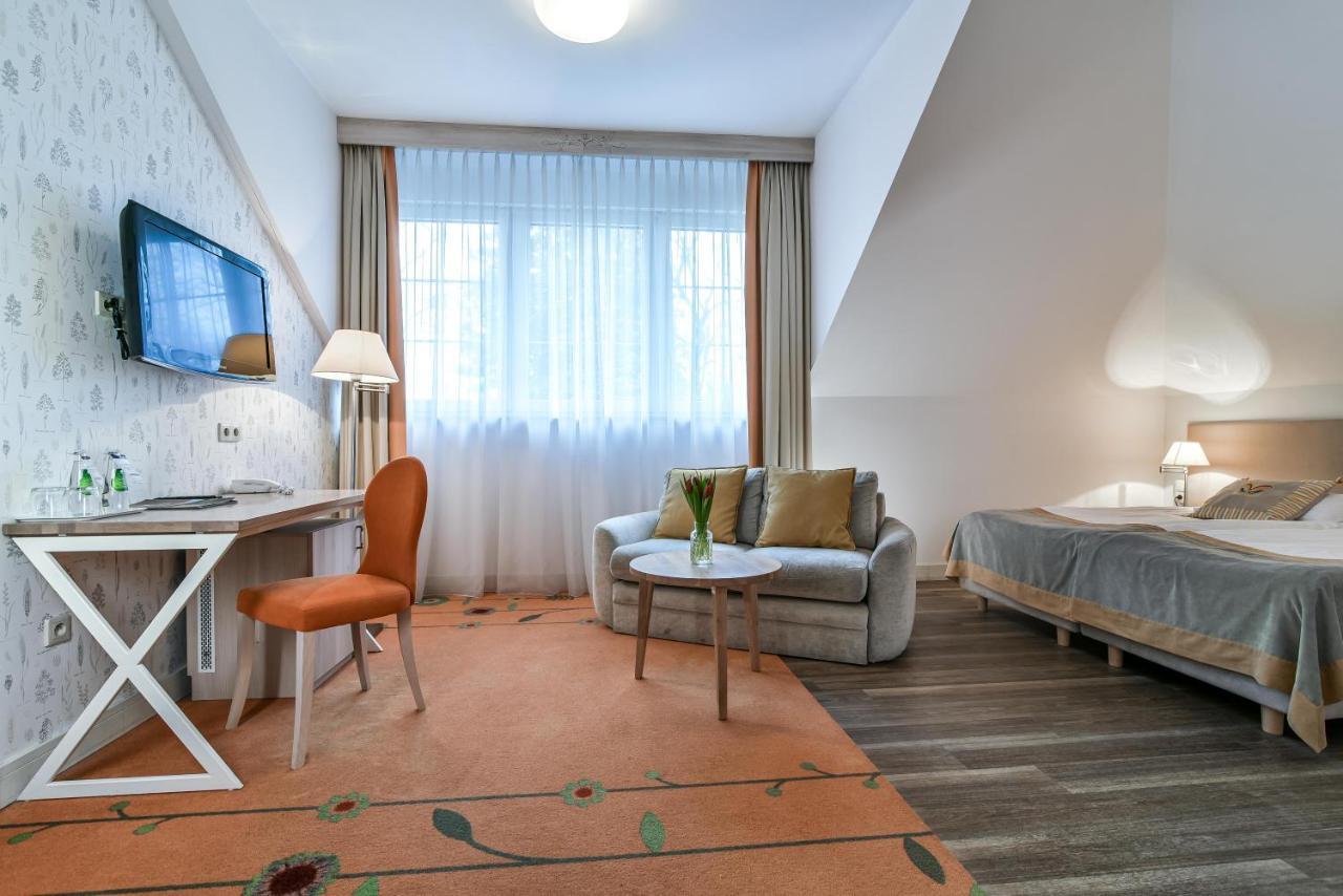 Hotel Spa Wieniawa Реково Екстериор снимка