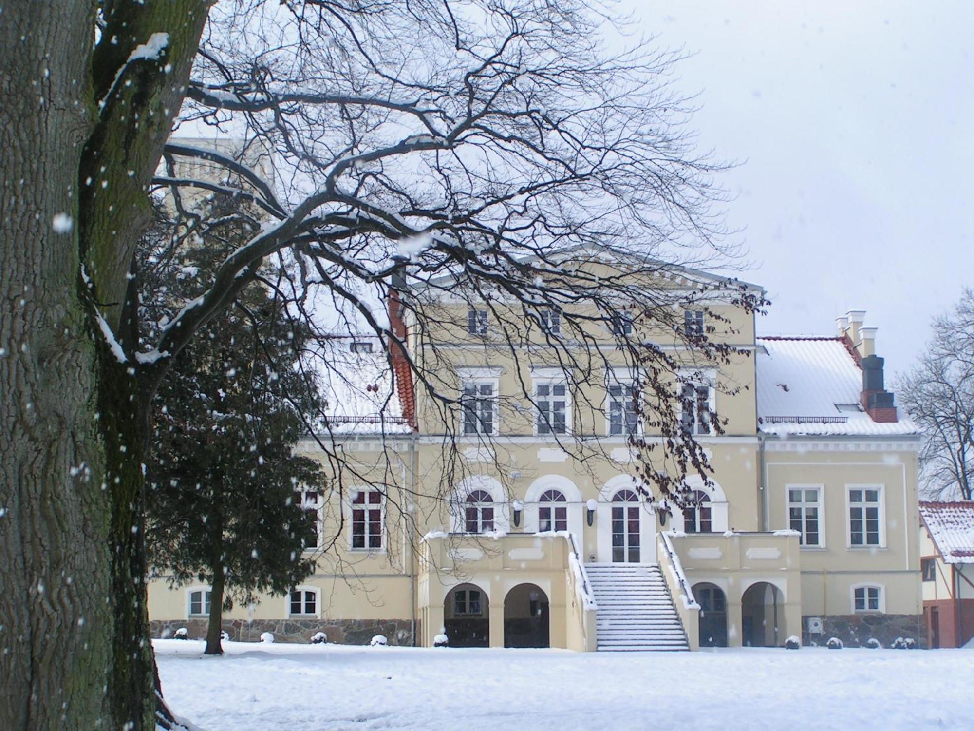 Hotel Spa Wieniawa Реково Екстериор снимка