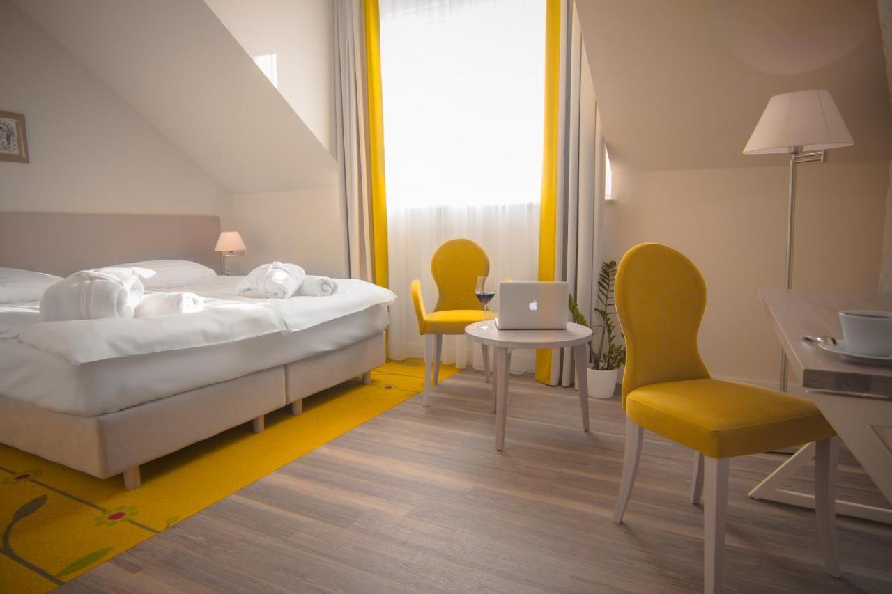 Hotel Spa Wieniawa Реково Екстериор снимка